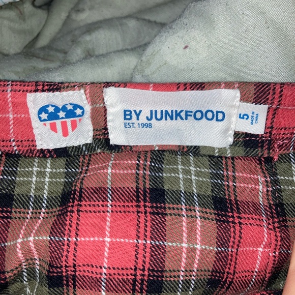 Plaid style mini skirt - Picture 4 of 4